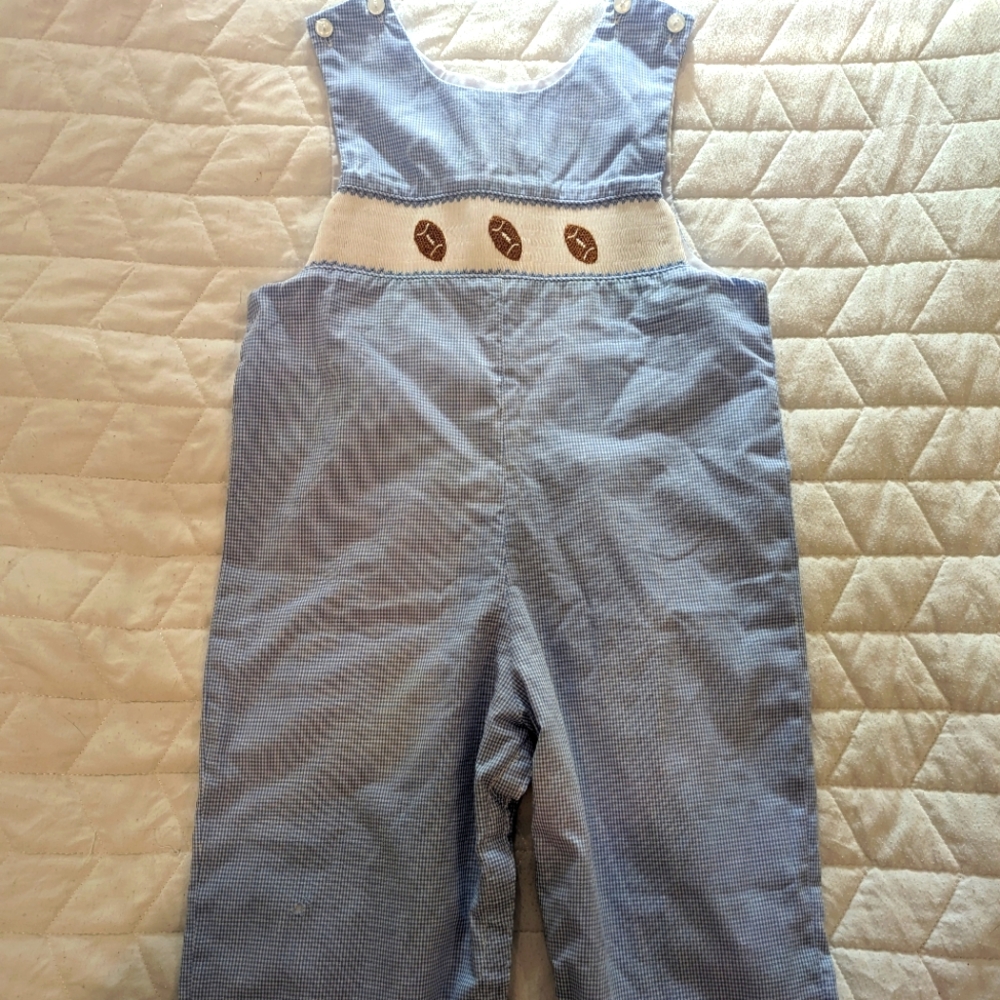 Petit bebe Smocked Football Longall 🏈 24 mo